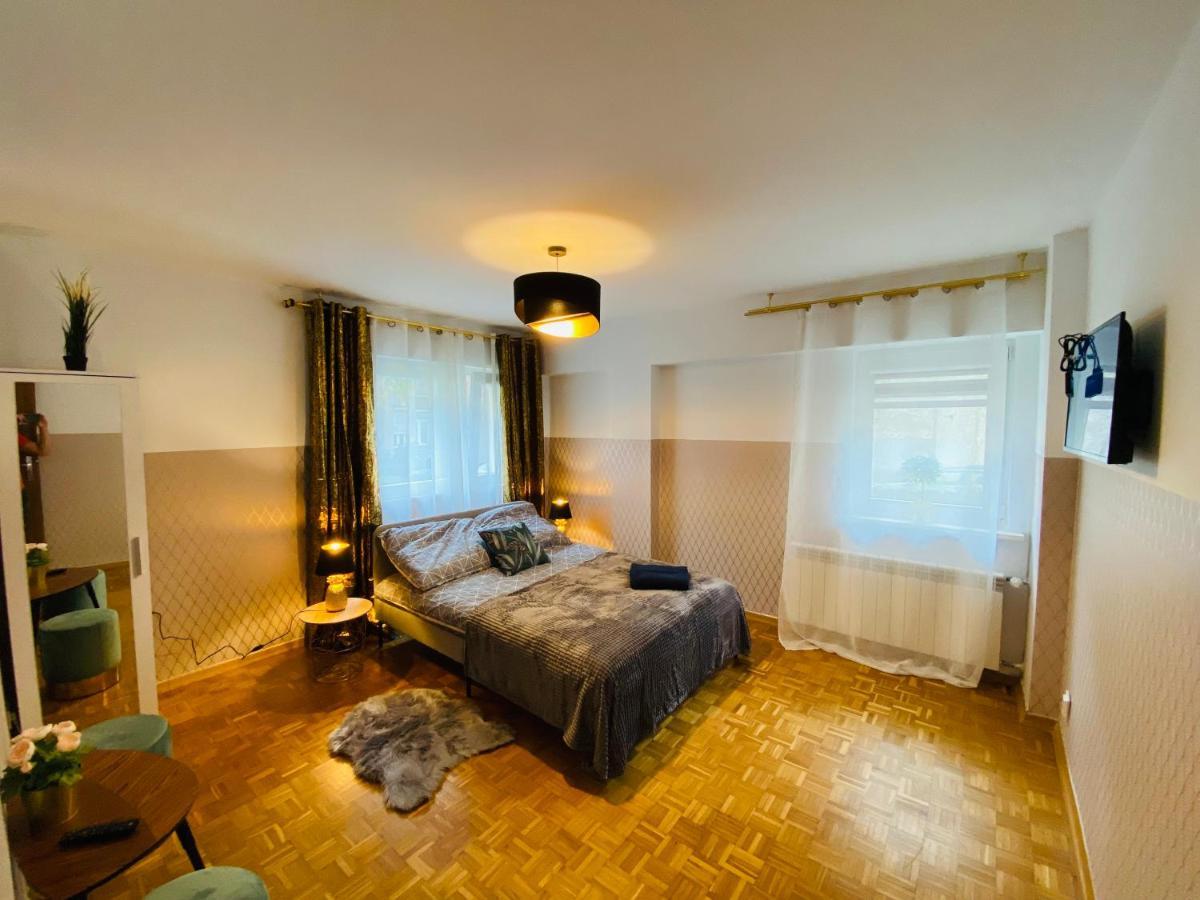 Clicktheflat Solidarnosci City Center Apart Rooms Varsovia Exterior foto